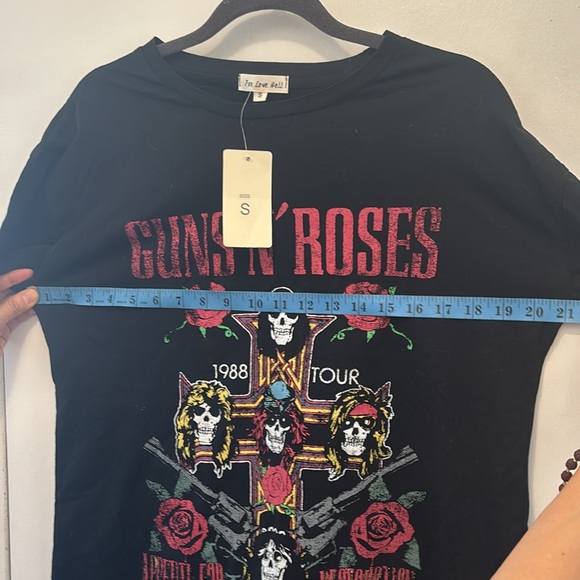 Brand new black cotton Guns n Roses rock band tee, women’s small - Picture 2 of 6
